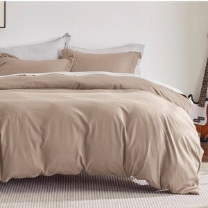 NEW, "Bedsure" Queen Size, Khaki Duvet Cover, 3 pieces
